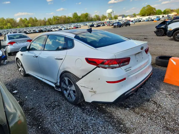 5XXGT4L37KG289219 2019 KIA OPTIMA - Image 2