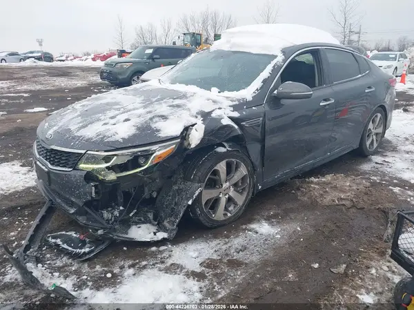 5XXGT4L37KG289351 2019 KIA OPTIMA - Image 2