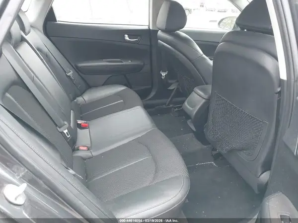 5XXGT4L37KG291701 2019 KIA OPTIMA - Image 8