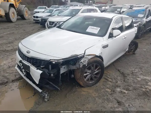 5XXGT4L37KG291777 2019 KIA OPTIMA - Image 2