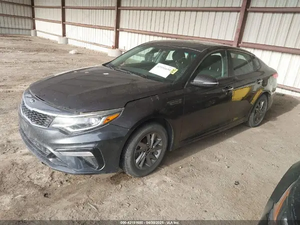 5XXGT4L37KG293349 2019 KIA OPTIMA - Image 2