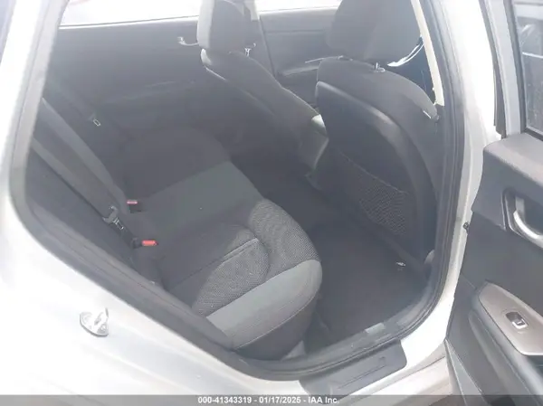 5XXGT4L37KG300882 2019 KIA OPTIMA - Image 8