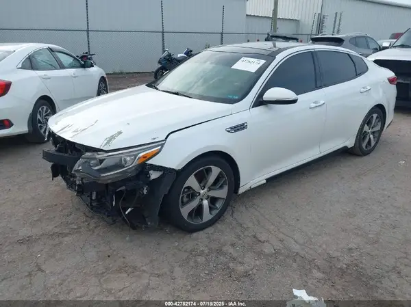 5XXGT4L37KG307010 2019 KIA OPTIMA - Image 2