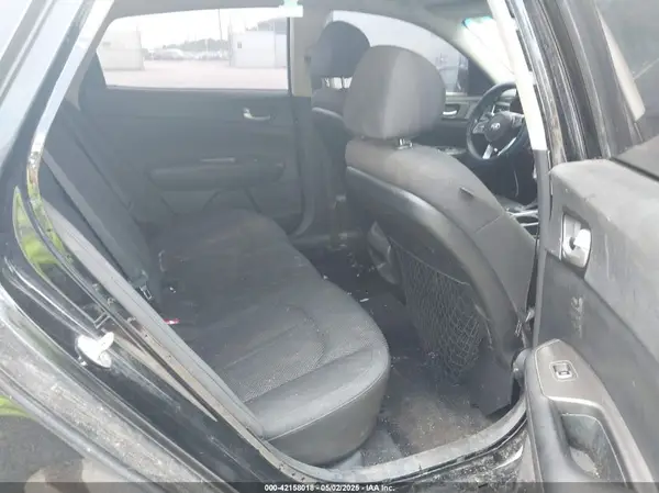 5XXGT4L37KG308223 2019 KIA OPTIMA - Image 8