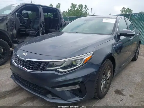 5XXGT4L37KG308481 2019 KIA OPTIMA - Image 2