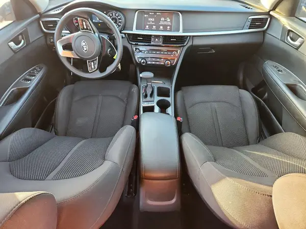 5XXGT4L37KG308867 2019 KIA OPTIMA - Image 8
