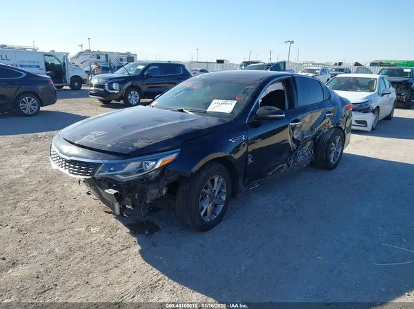 5XXGT4L37KG308951 2019 KIA OPTIMA - Image 2