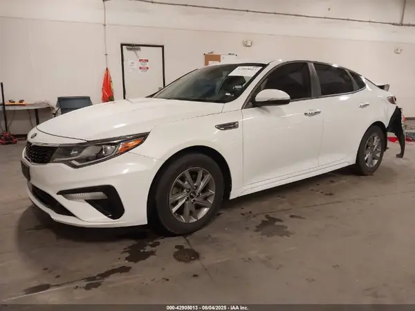 5XXGT4L37KG309016 2019 KIA OPTIMA - Image 2