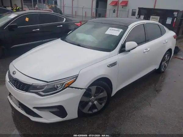 5XXGT4L37KG314118 2019 KIA OPTIMA - Image 2