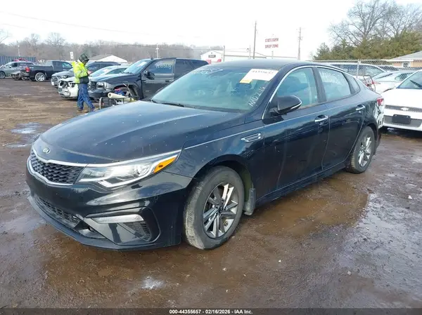 5XXGT4L37KG316385 2019 KIA OPTIMA - Image 2