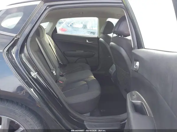 5XXGT4L37KG316385 2019 KIA OPTIMA - Image 8