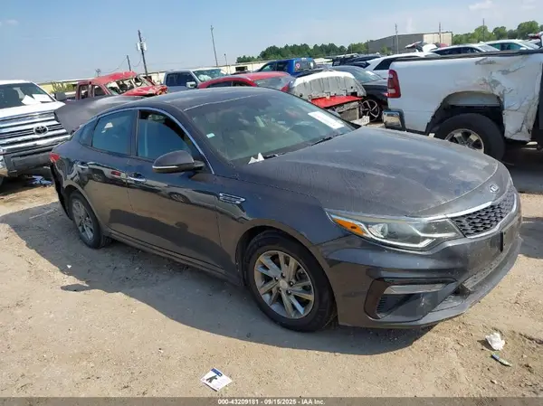 5XXGT4L37KG317066 2019 KIA OPTIMA - Image 1