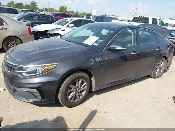 5XXGT4L37KG317066 2019 KIA OPTIMA - Image 2