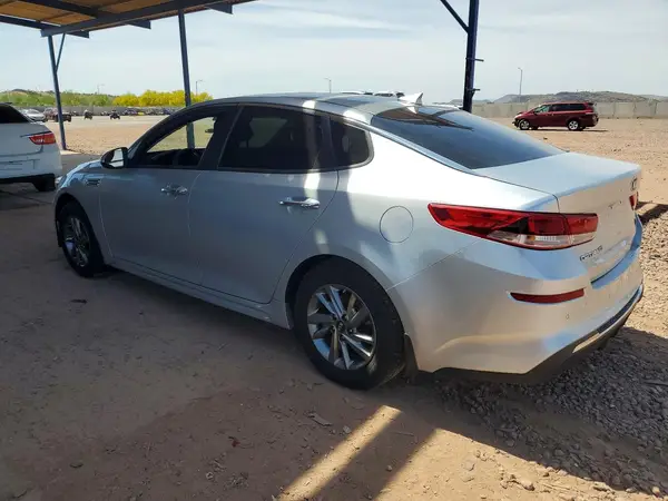 5XXGT4L37KG317925 2019 KIA OPTIMA - Image 2