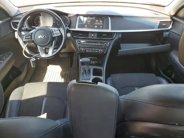 5XXGT4L37KG318525 2019 KIA OPTIMA - Image 8