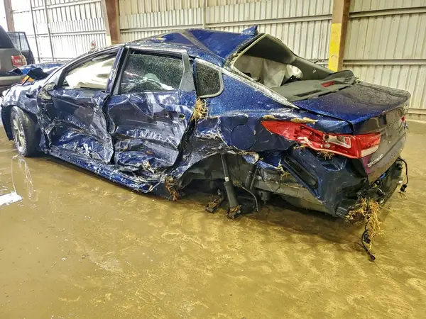 5XXGT4L37KG319903 2019 KIA OPTIMA - Image 2