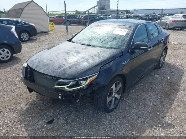 5XXGT4L37KG320601 2019 KIA OPTIMA - Image 2