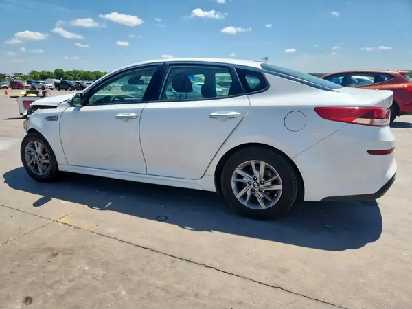 5XXGT4L37KG324244 2019 KIA OPTIMA - Image 2