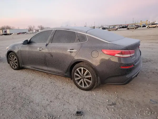 5XXGT4L37KG325863 2019 KIA OPTIMA - Image 2
