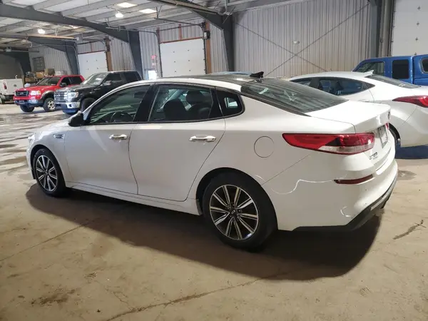 5XXGT4L37KG328701 2019 KIA OPTIMA - Image 2