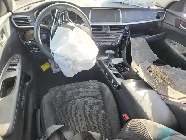 5XXGT4L37KG328925 2019 KIA OPTIMA - Image 8