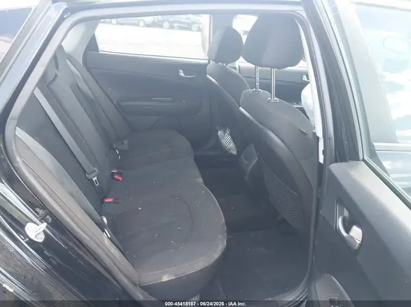 5XXGT4L37KG330125 2019 KIA OPTIMA - Image 8