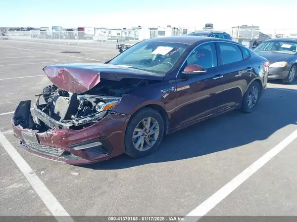 5XXGT4L37KG333008 2019 KIA OPTIMA - Image 2