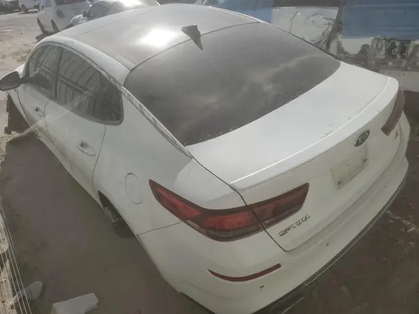 5XXGT4L37KG333137 2019 KIA OPTIMA - Image 2