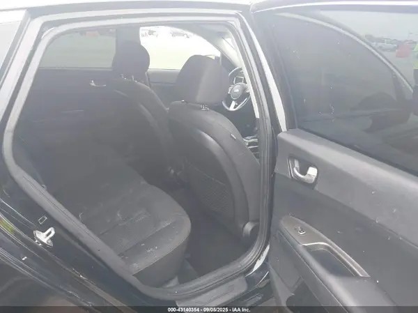 5XXGT4L37KG337544 2019 KIA OPTIMA - Image 8