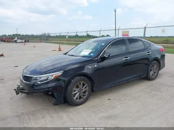 5XXGT4L37KG338662 2019 KIA OPTIMA - Image 2