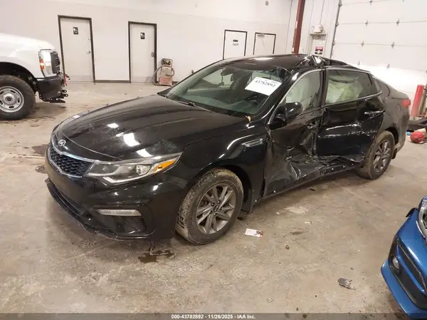 5XXGT4L37KG340783 2019 KIA OPTIMA - Image 2