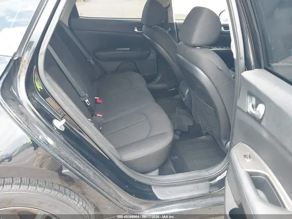 5XXGT4L37KG341688 2019 KIA OPTIMA - Image 8