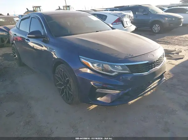 5XXGT4L37KG344817 2019 KIA OPTIMA - Image 1