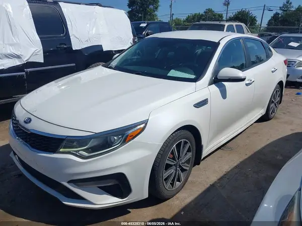 5XXGT4L37KG345496 2019 KIA OPTIMA - Image 2