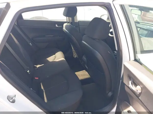 5XXGT4L37KG345496 2019 KIA OPTIMA - Image 8