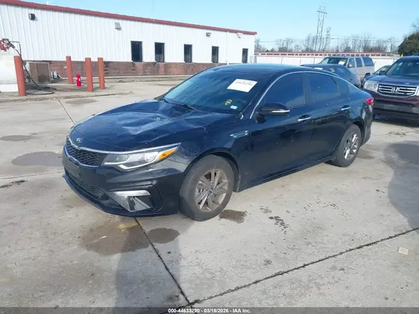 5XXGT4L37KG345708 2019 KIA OPTIMA - Image 2