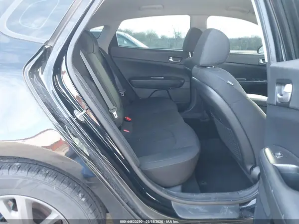 5XXGT4L37KG345708 2019 KIA OPTIMA - Image 8
