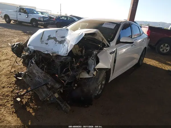 5XXGT4L37KG347605 2019 KIA OPTIMA - Image 2