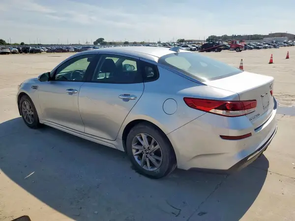 5XXGT4L37KG348592 2019 KIA OPTIMA - Image 2
