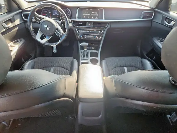 5XXGT4L37KG349967 2019 KIA OPTIMA - Image 8