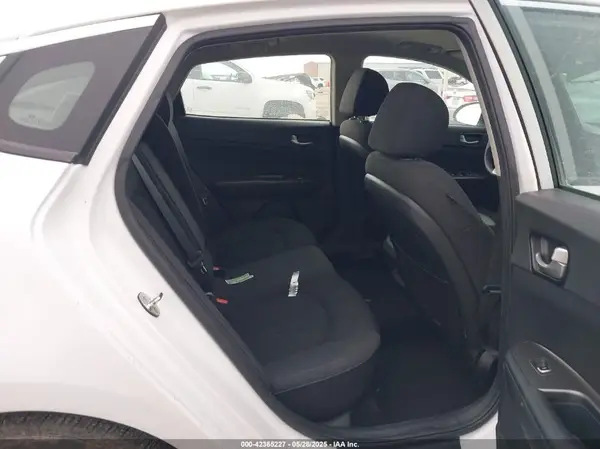 5XXGT4L37KG350116 2019 KIA OPTIMA - Image 8
