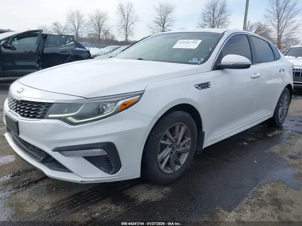 5XXGT4L37KG350133 2019 KIA OPTIMA - Image 2