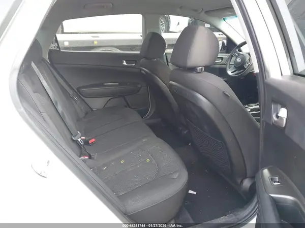 5XXGT4L37KG350133 2019 KIA OPTIMA - Image 8