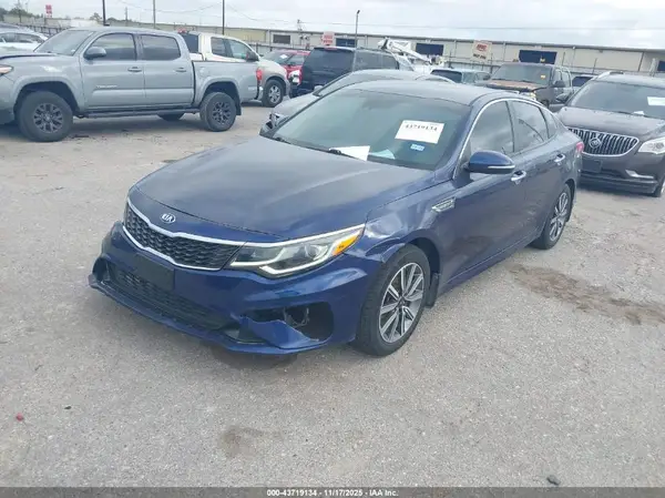 5XXGT4L37KG350939 2019 KIA OPTIMA - Image 2