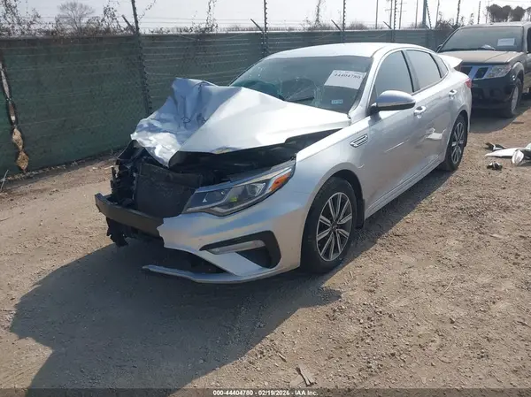 5XXGT4L37KG355560 2019 KIA OPTIMA - Image 2