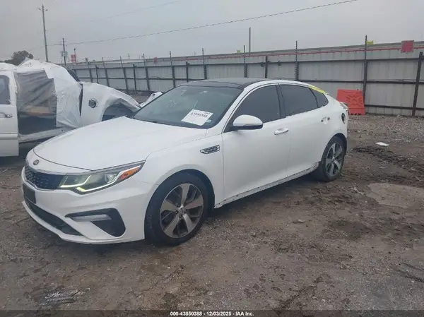 5XXGT4L37KG356434 2019 KIA OPTIMA - Image 2