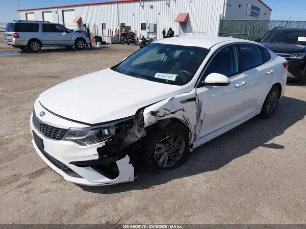 5XXGT4L37KG358233 2019 KIA OPTIMA - Image 2