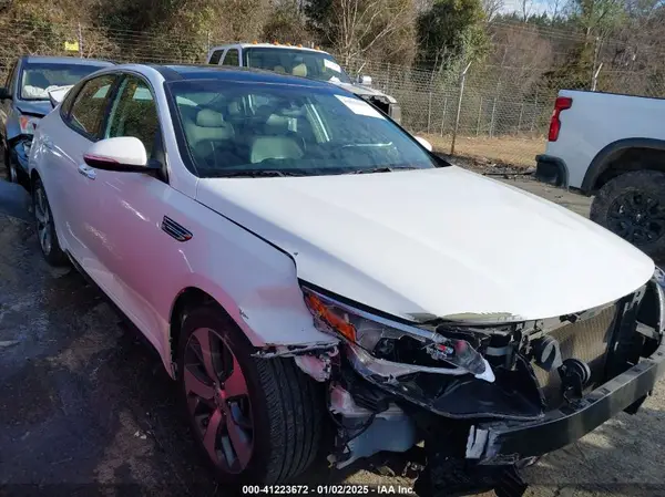 5XXGT4L37KG359110 2019 KIA OPTIMA - Image 1