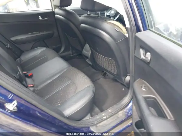 5XXGT4L37KG361486 2019 KIA OPTIMA - Image 8