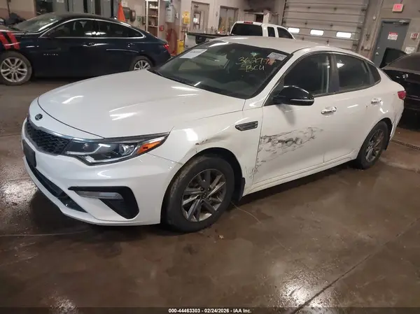 5XXGT4L37KG362976 2019 KIA OPTIMA - Image 2